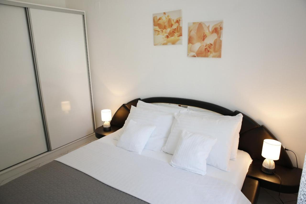 Apartments Lepur Vodice Zewnętrze zdjęcie