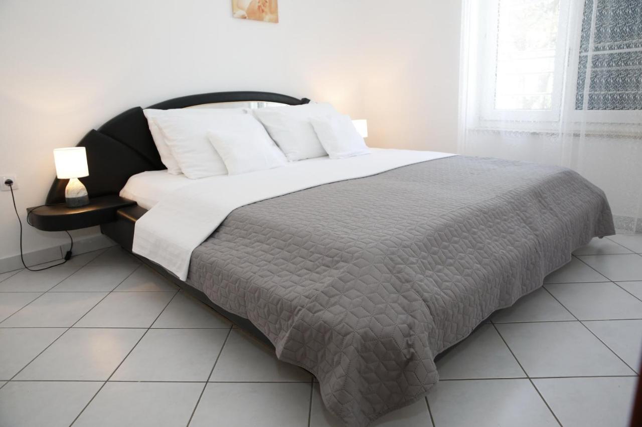 Apartments Lepur Vodice Zewnętrze zdjęcie